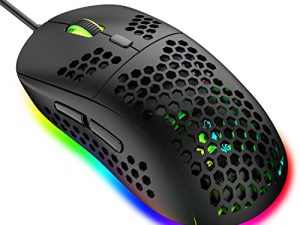 ماوس ألعاب خفيف الوزن مزود بغطاء قرص العسل المريح 6 وضع الإضاءة الخلفية RGB و 7 أزرار قابلة للبرمجة قابل للتعديل 6400 نقطة في البوصة مستشعر بصري سلكي كابل USB فائق التحمل لأجهزة الكمبيوتر ماك الكمبيوتر (أسود)